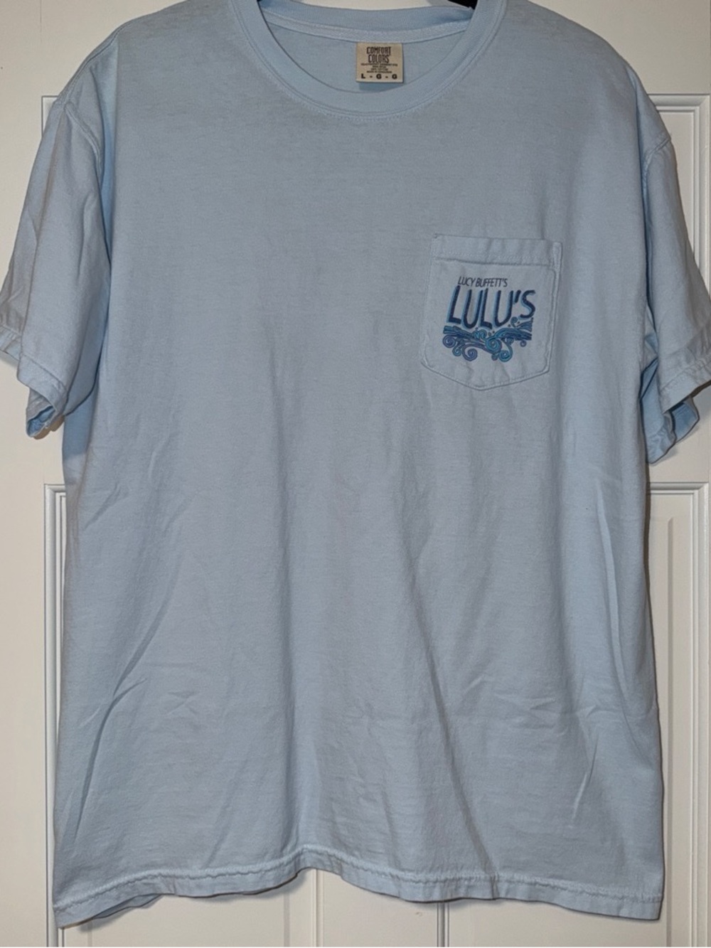 Lucy buffetts lulus shirt
